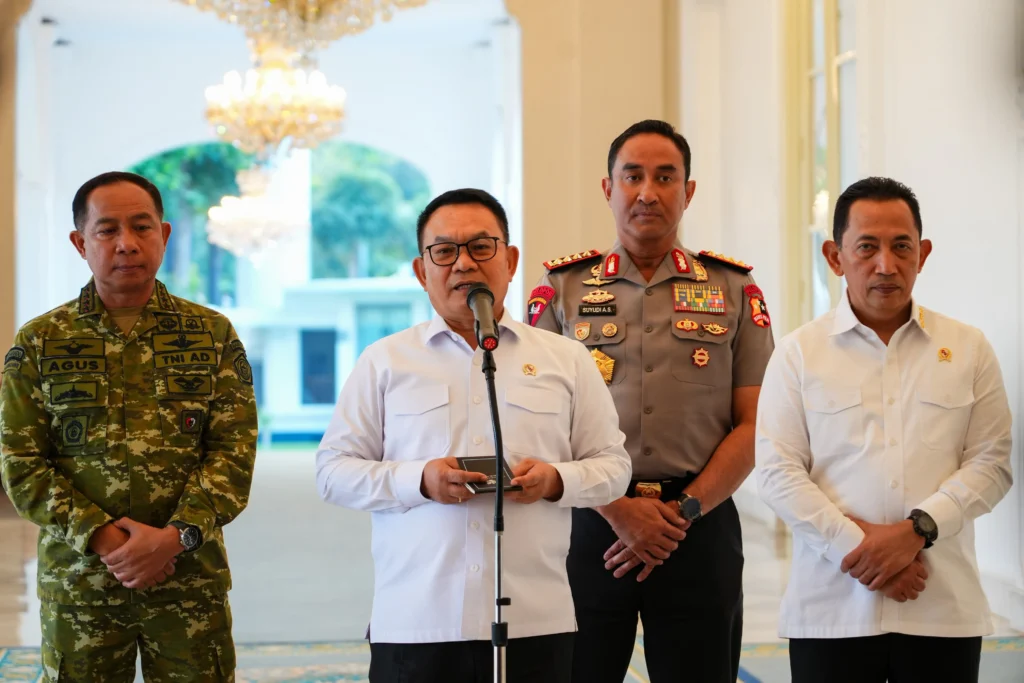 Panglima TNI Hadiri Ratas Penanganan Karhutla Pimpinan Presiden Prabowo Subianto - Teropong Rakyat