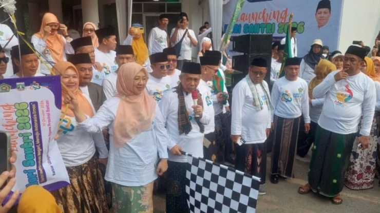 Portal Berita Indonesia dan Dunia Terkini Hari Ini, Update Harian Terbaru, Terlengkap, Tajam, Aktual dan Berimbang. Kamenag Banten Luncurkan Hari Santri Diikuti 2.500 Peserta Jalan Sarungan
