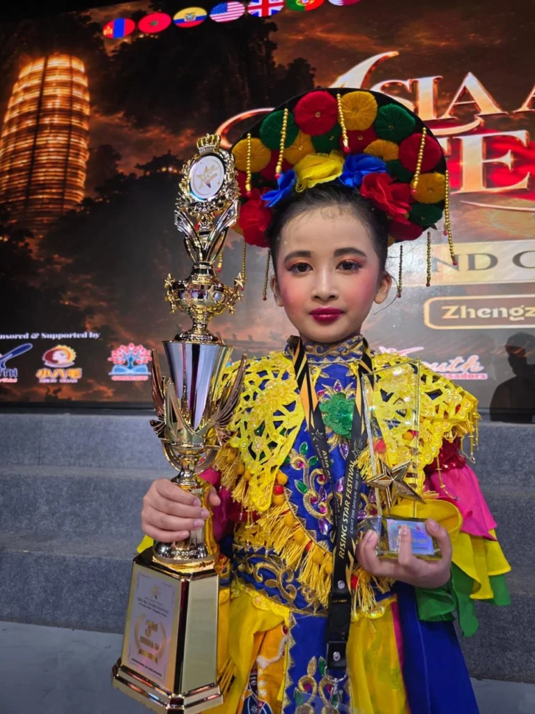 Usia 8 Tahun, Leia Raih Gold Award di China melalui Tari Betawi - Teropong Rakyat
