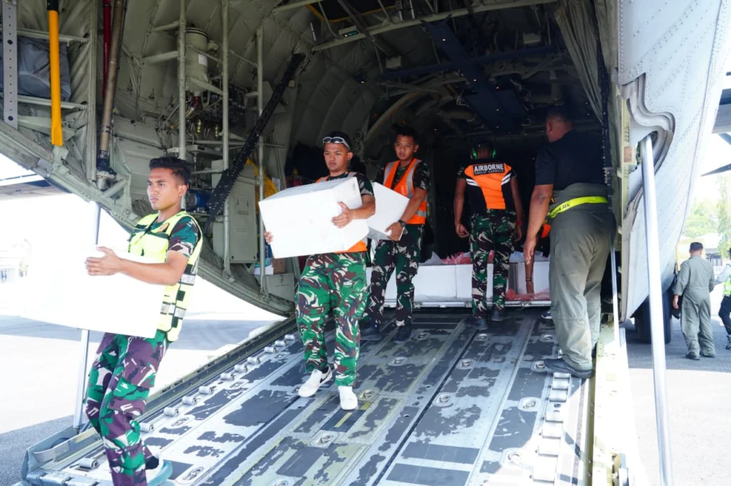 Portal Berita Indonesia dan Dunia Terkini Hari Ini, Update Harian Terbaru, Terlengkap, Tajam, Aktual dan Berimbang. Perkuat OMC, TNI Siapkan Tambahan Tiga Pesawat Khusus Penyemai Udara - Teropong Rakyat