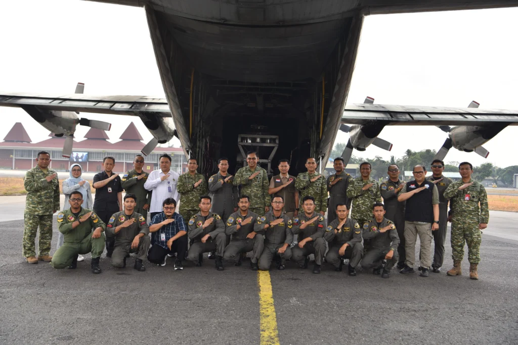 Perkuat OMC di Kalsel, TNI Kirim Pesawat Hercules C-130 Tambahan ke Banjarmasin - Teropong Rakyat