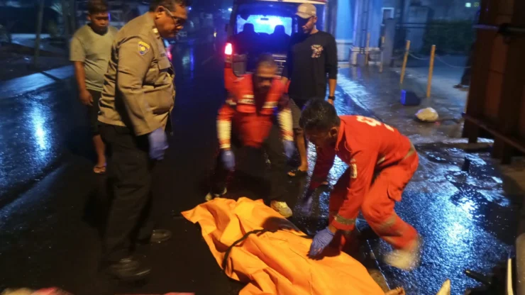 Kecelakaan Dini Hari, Pemotor Tewas Usai Tabrak Truk di Pakisaji