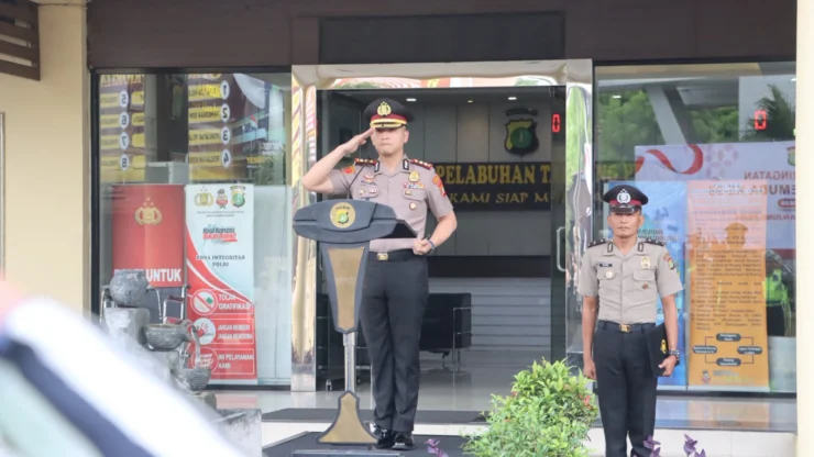 Portal Berita Indonesia dan Dunia Terkini Hari Ini, Update Harian Terbaru, Terlengkap, Tajam, Aktual dan Berimbang. Polres Pelabuhan Tanjung Priok Gelar Upacara Hari Sumpah Pemuda ke-98, Kapolres Tekankan Persatuan dan Pengabdian Nyata