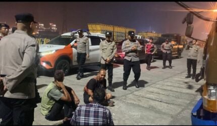 Polres Pelabuhan Tanjung Priok Gelar Patroli Skala Besar, Antisipasi Kejahatan Jalanan dan Gangguan Kamtibmas - Teropong Rakyat